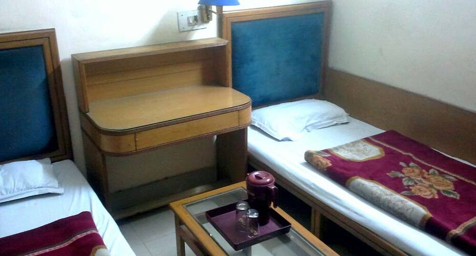 Green hotels and restaurant, Patiala 5